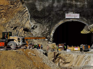 uttarkashi-tunnel-collapse-new-drill-begins-rescue-work