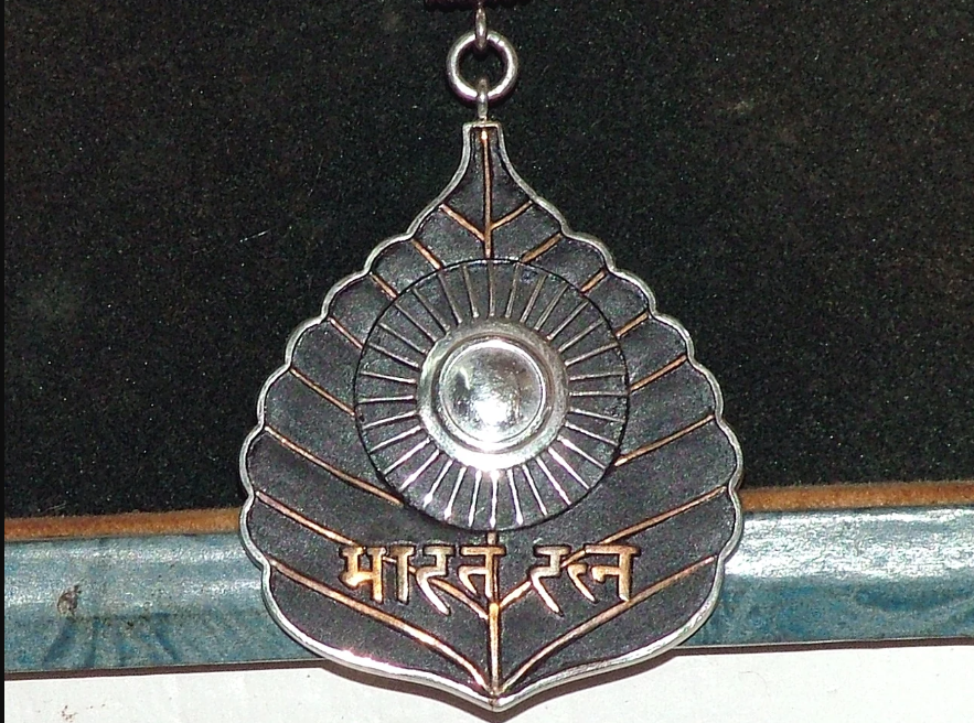 Bharat Ratna Award Complete List of Winners Year Wise (1954 2024