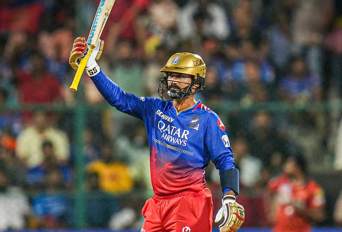 Dinesh Karthik Hit IPL 2024's Longest Six at 108 Meters Lite Knowledge